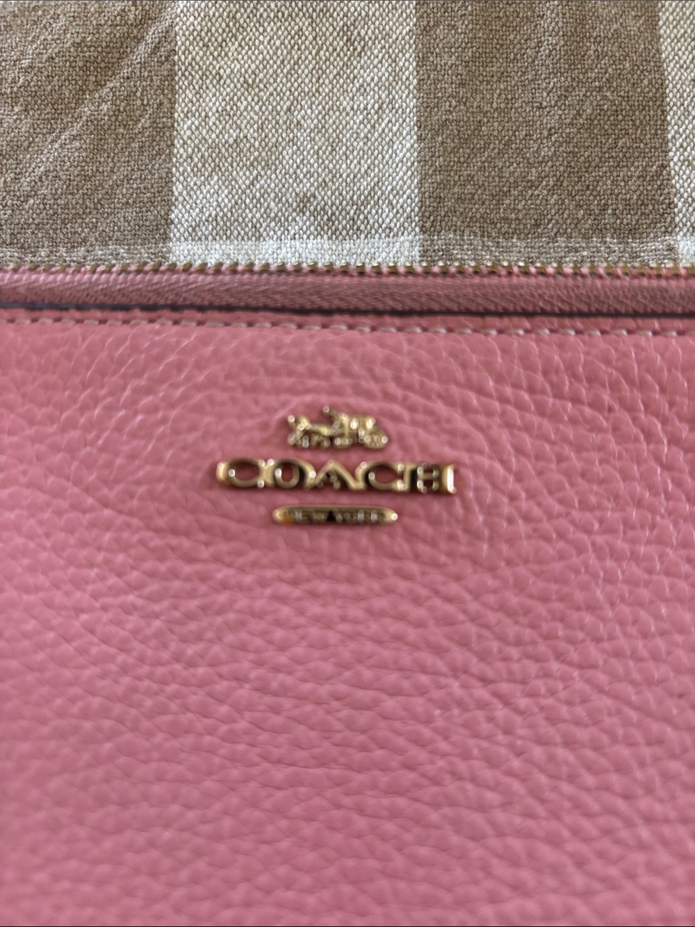 Coach Pink Pebbled Leather Wristlet with Gold Hardware - Picture 2 of 4